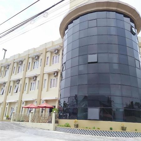 בוקיטינגי Rangkayobasa Hotel Padang Panjang מראה חיצוני תמונה