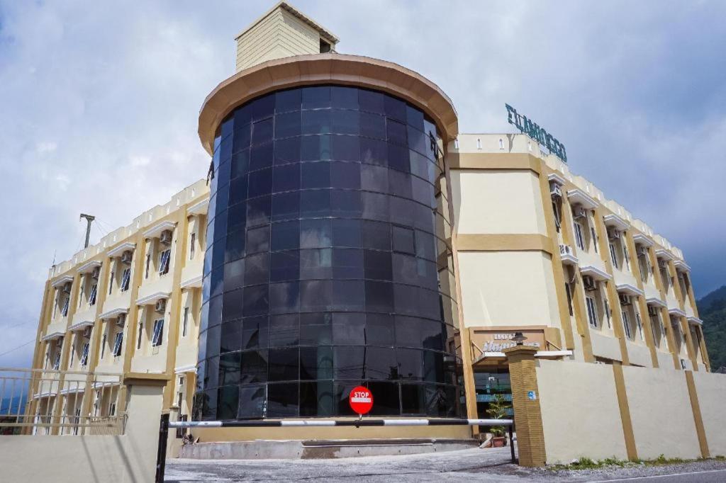 בוקיטינגי Rangkayobasa Hotel Padang Panjang מראה חיצוני תמונה